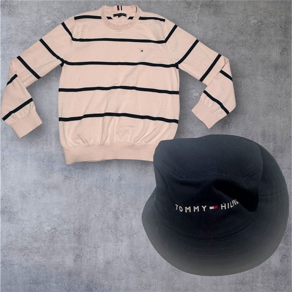 Tommy Hilfiger Men's Crewneck Sweater - Pink and Blue - Picture 4 of 4